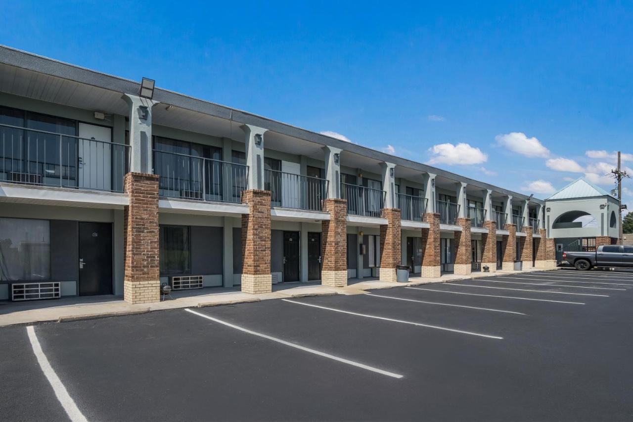 Americas Best Value Inn And Suites Blytheville Exterior photo