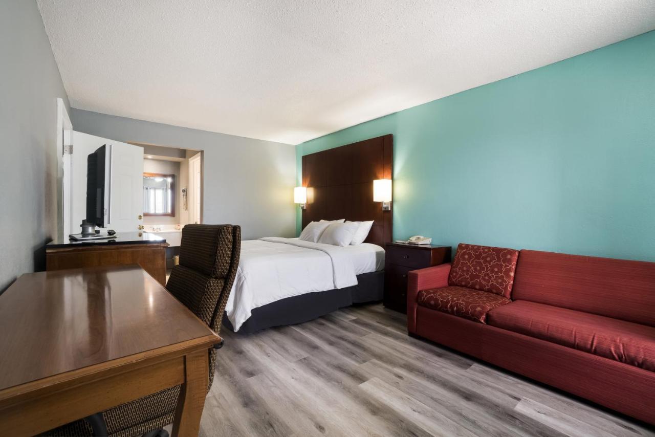 Americas Best Value Inn And Suites Blytheville Exterior photo